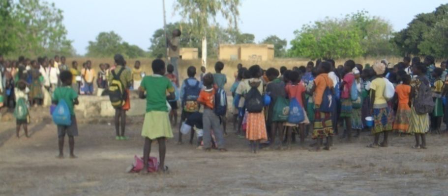 Photo Enfants dans école2